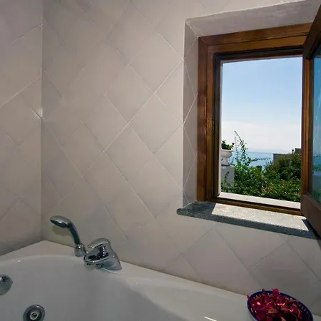 Sleeps 12 Pool Air Con Wifi * Conca dei Marini