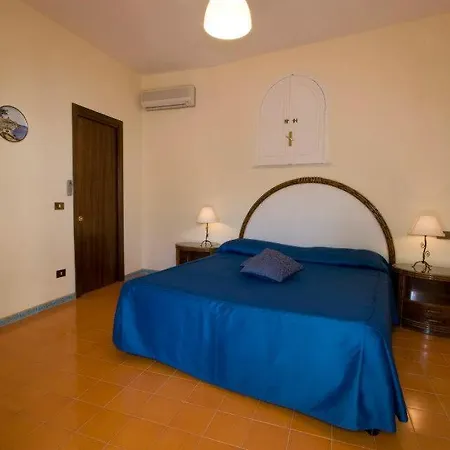 Sleeps 12 Pool Air Con Wifi * Conca dei Marini