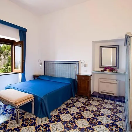 Sleeps 12 Pool Air Con Wifi Villa Conca dei Marini